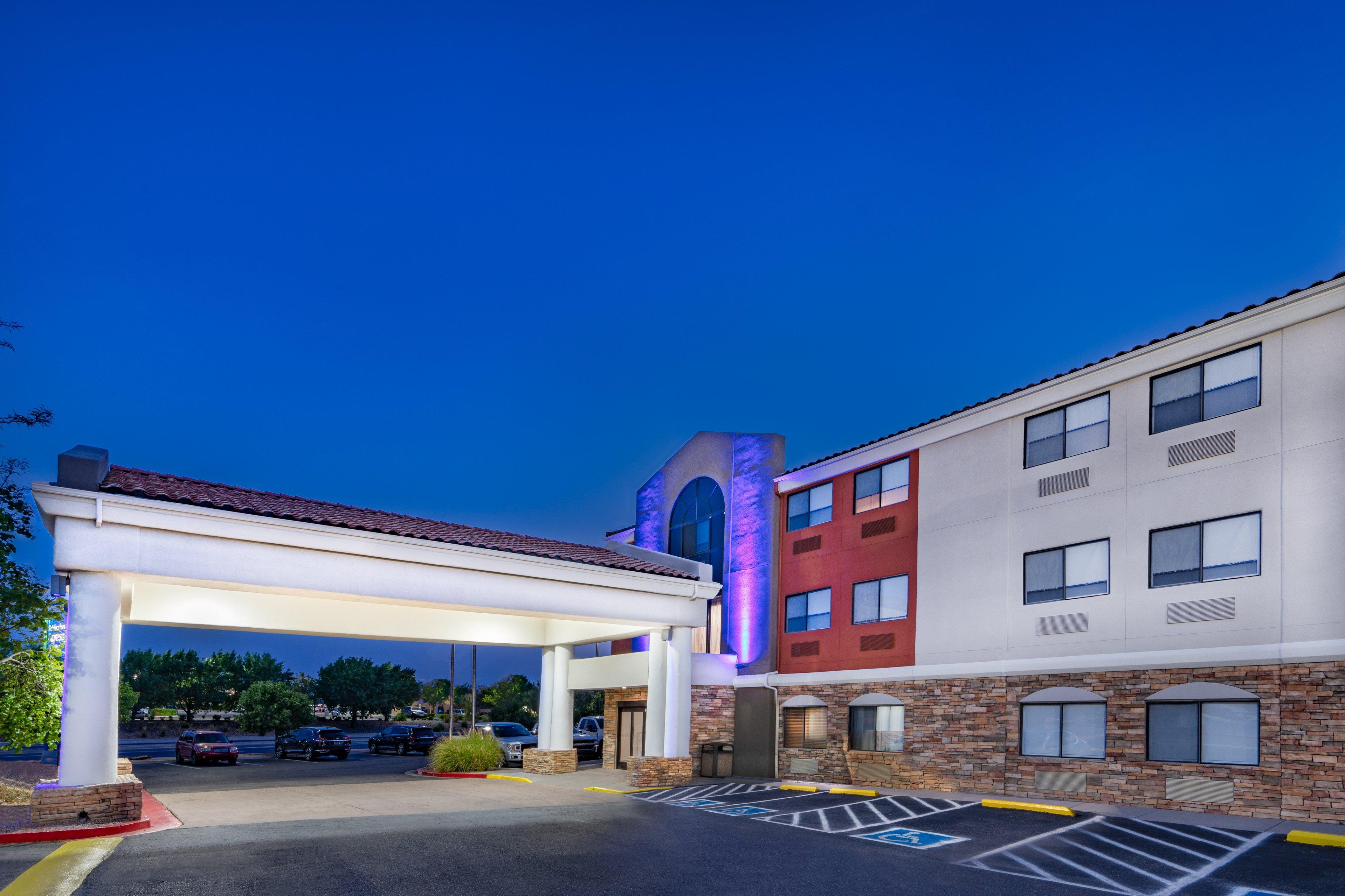 Holiday Inn Express Hotel & Suites Albuquerque - North Balloon Fiesta Park By Ihg Exteriér fotografie